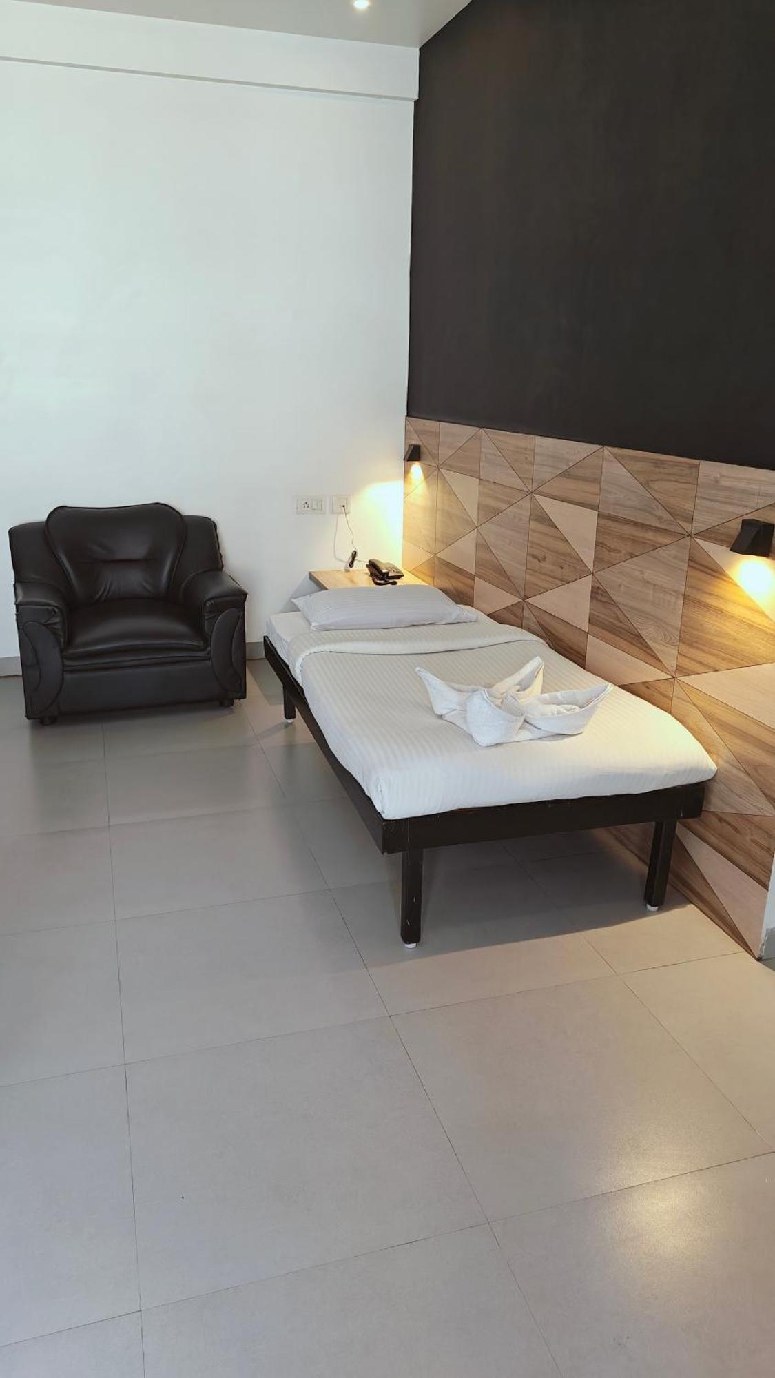 Angson Apartment Chennai Extérieur photo